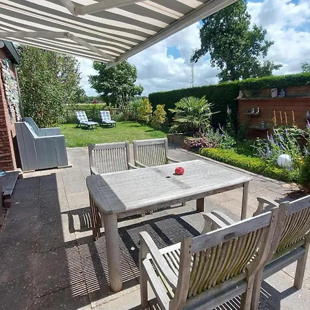 Retreat In Sint Maartenszee Holiday home