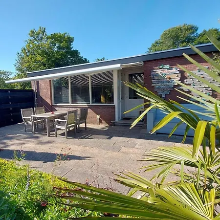 Semesterbostad Retreat In Sint Maartenszee *