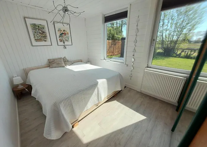 Feriehus Retreat In Sint Maartenszee Sint Maartensvlotbrug