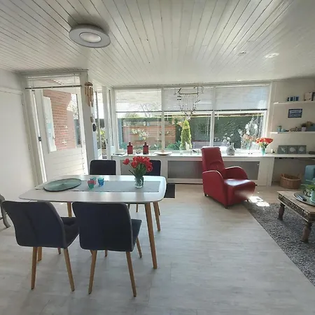 For 4 Guest * Sint Maartensvlotbrug